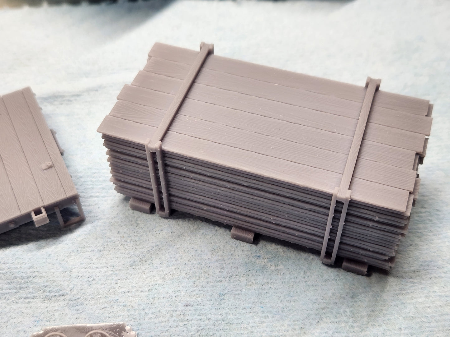 On30 3D Printed 16ft Flat Car With Lumber Load
