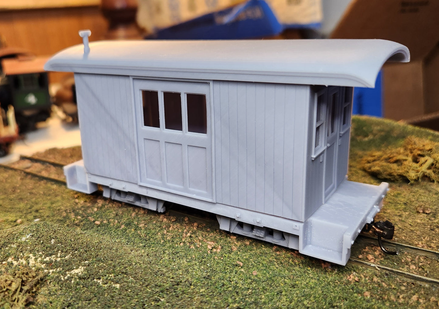 On30 3D Printed Short Baggage Car Kit With Round Roof