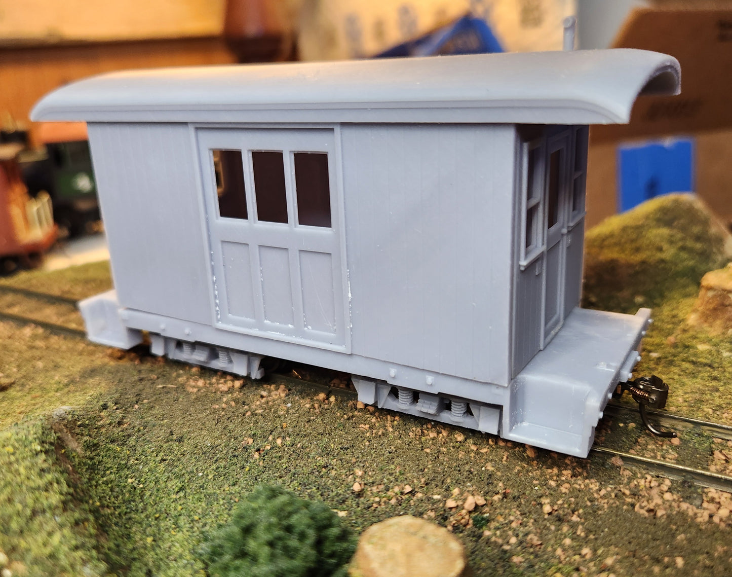 On30 3D Printed Short Baggage Car Kit With Round Roof