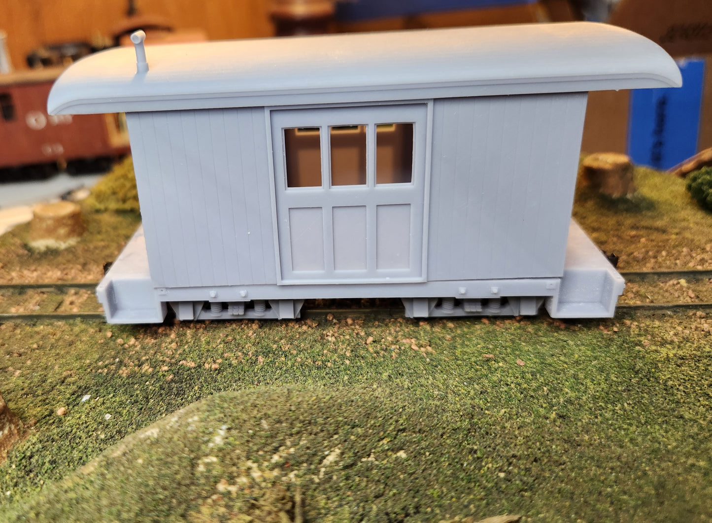 On30 3D Printed Short Baggage Car Kit With Round Roof