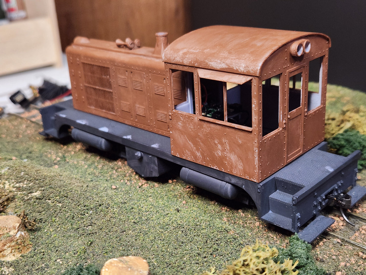 On30 Freelance End Cab Switcher Kit 3D printed For Athearn SW1500 Mechanism