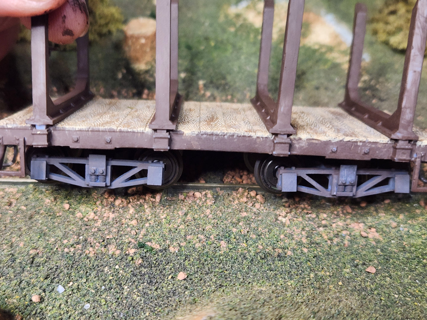 On30 3D Printed 16ft Flat Car with log bunks(Set of 2)