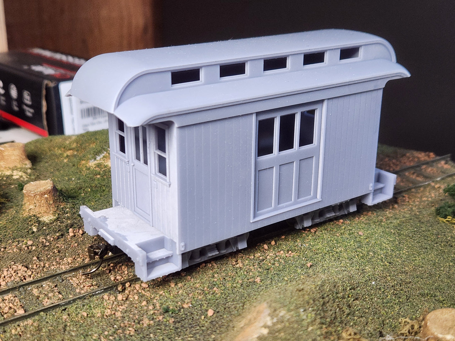 On30 3D Printed Short Baggage Car Kit With Clerestory Roof