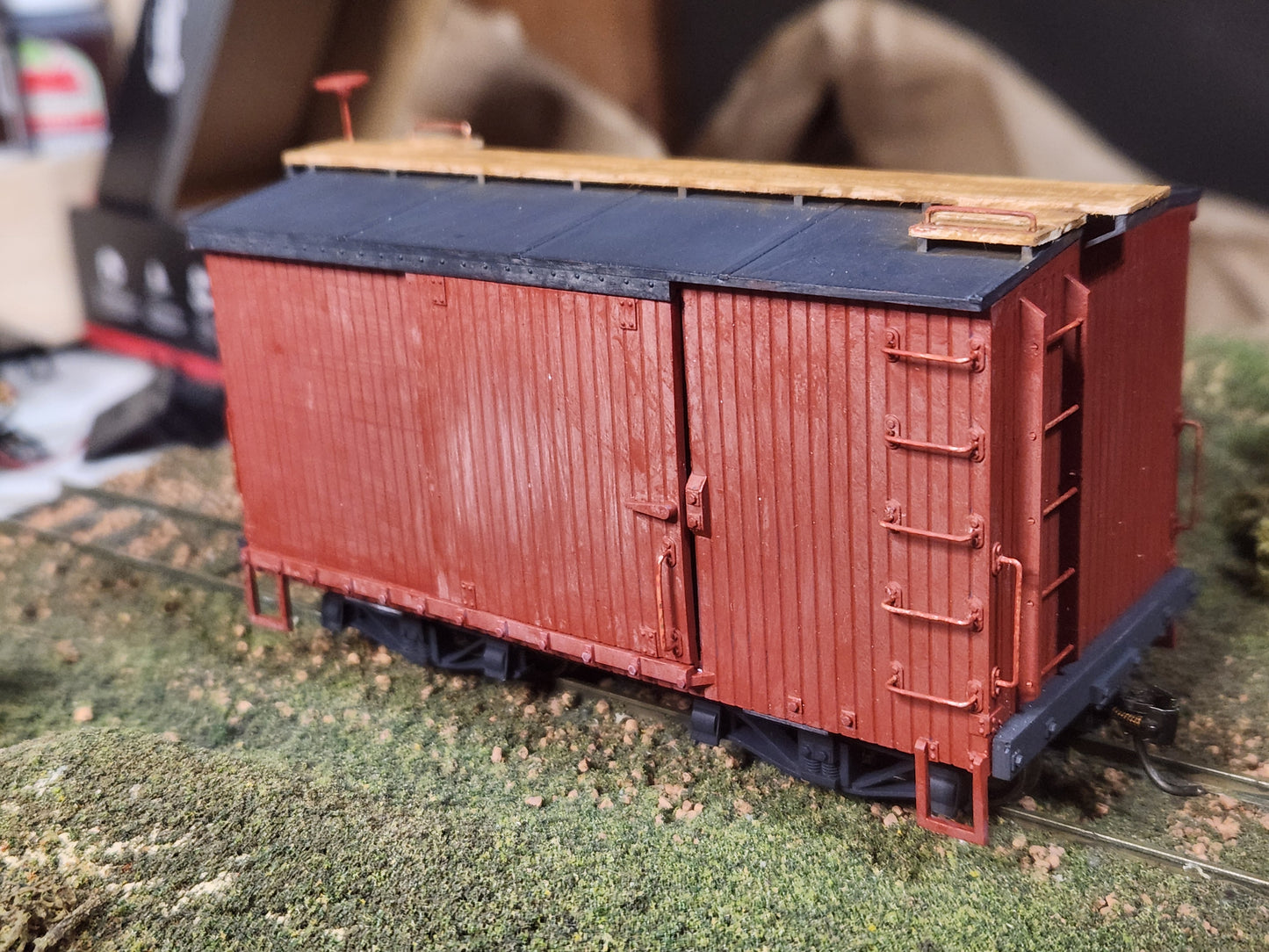 On30 3D Printed 16ft Box Car Kit with trucks