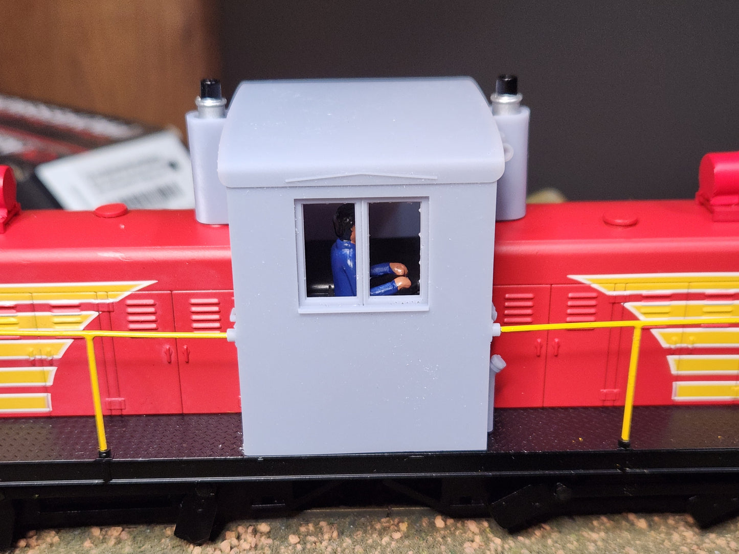 Round roof cab conversion kit for the Bachmann On30 Withcomb