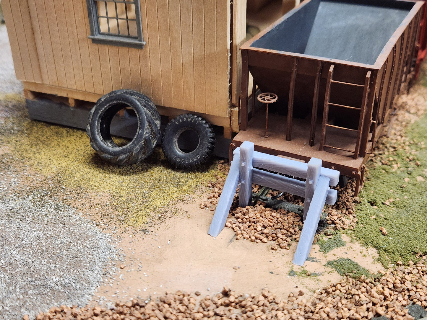 On30 3D Printed Wood Track Bumpers One Pair