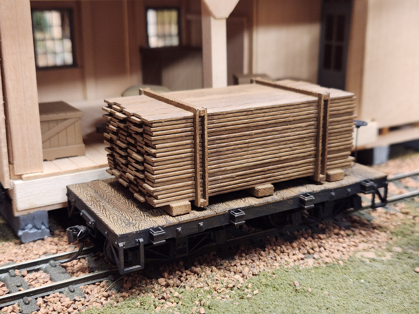 On30 3D Printed 16ft Flat Car With Lumber Load