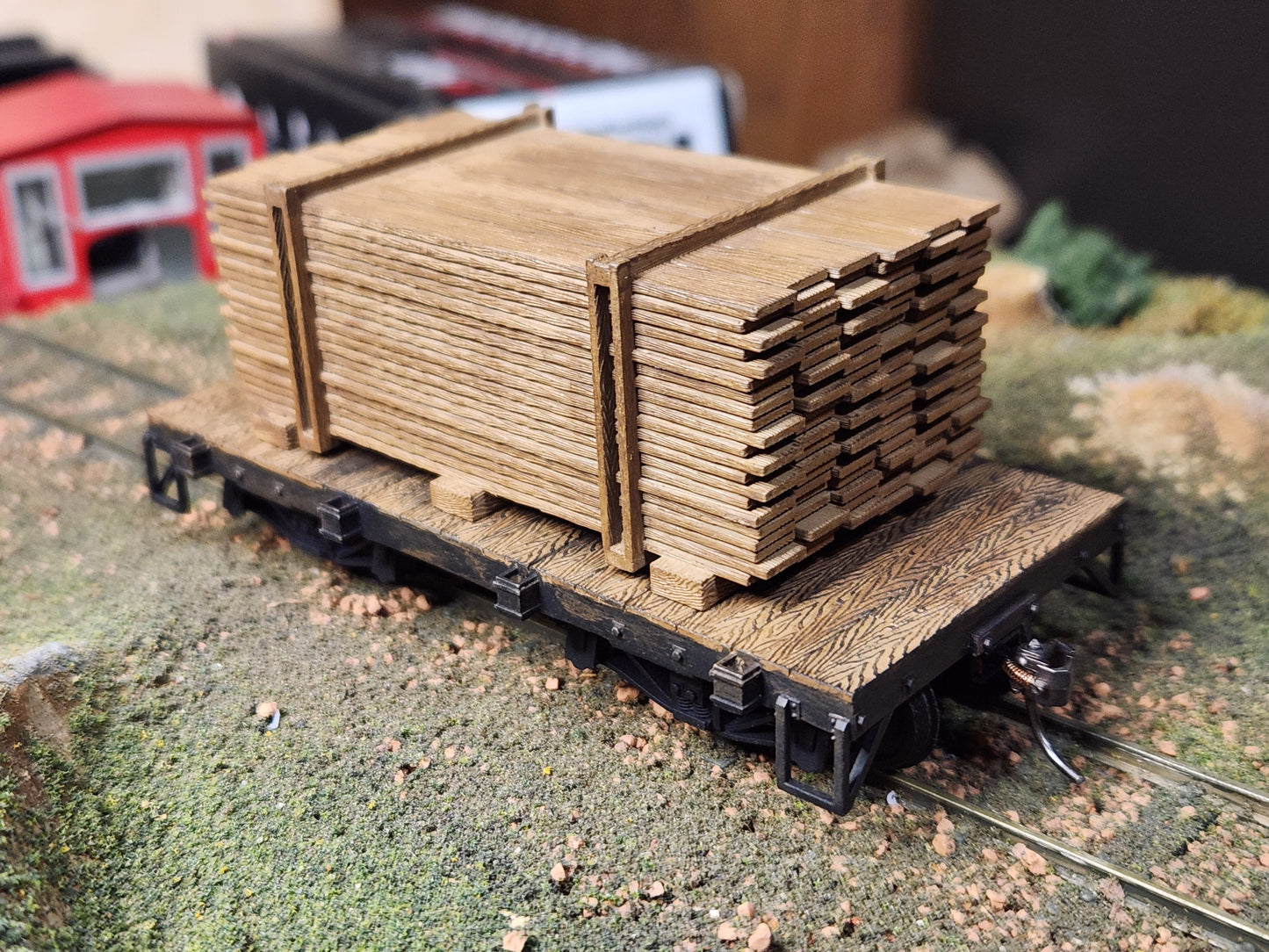 On30 3D Printed 16ft Flat Car With Lumber Load