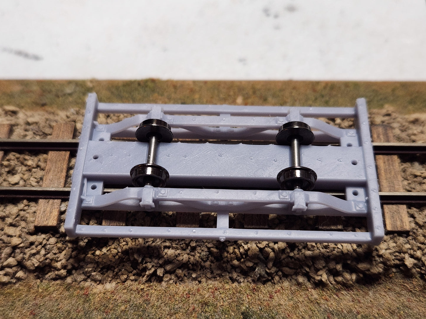 On18 3D printed 8ft freight car bare chassis kit