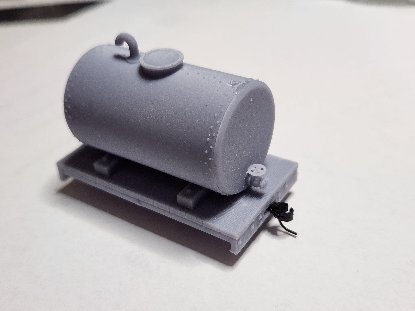 On18 3D printed 8ft tank car kit