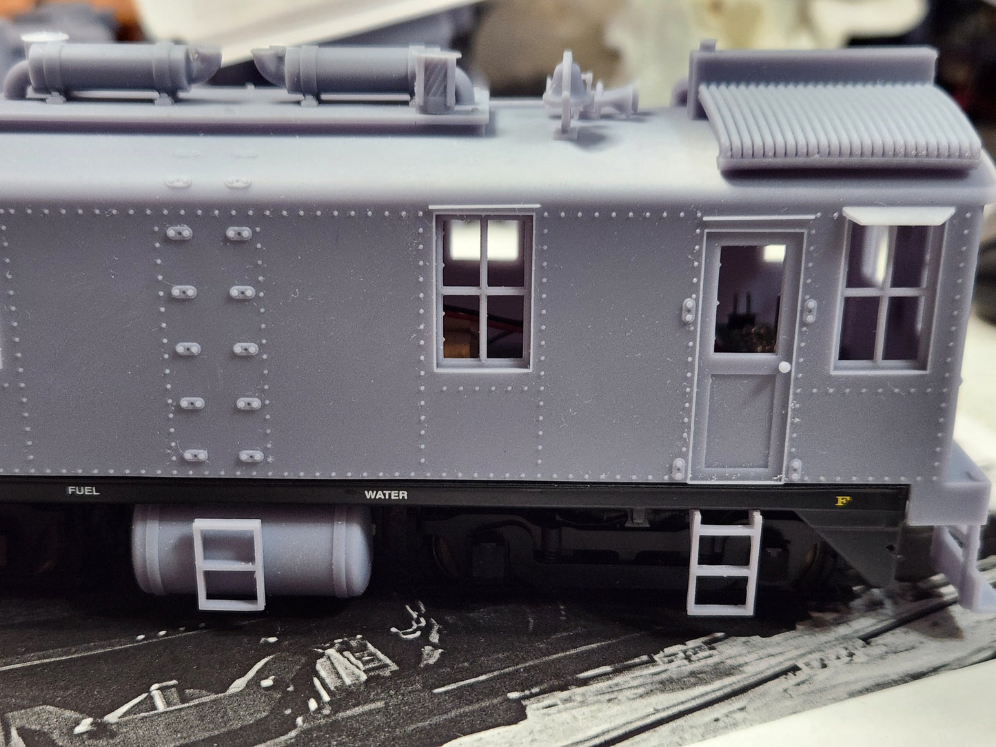 S Scale Ingersol Rand 100 Ton Box Cab Switcher Kit 3D printed For The Helper Service Showcase Line SW7 Mechanism