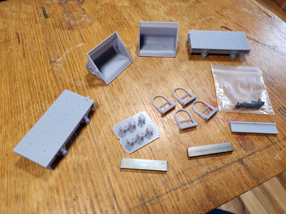 On30 3D Printed Steel V Tipper Hopper on 10ft Chassis
